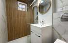 Apartament cu 3 camere, etaj 1/4, decomandat - Cetate - 5