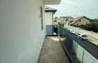 Case individuale cu 4 camere si mansarda. Teren 400 mp. Comision 0 - 22