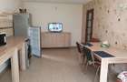 Casă de închiriat pentru personal / muncitori | Parter | Curte + garaj - 1