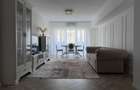 Apartament cu 3 Camere Decomandat, 92 mp Bd. Unirii - 1