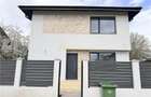 Casa de vanzare – pozitie excelenta, in centrul comunei - 1