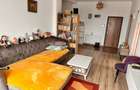 Pers fizica vând apartament decomandat cu 2 camere si loc de parcare inclus  - 3