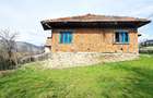 Casă de vânzare în Baia de Fier – zonă turistică deosebită - 4