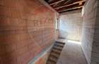 De vânzare casa semifinisata 5 camere 186 mp u Str. Făcliei - 9