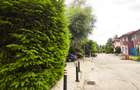 Baneasa - teren cu autorizatie pentru apartamente tip duplex, complex inchis - 4