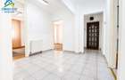 Apartament 4 camere , centru , etaj 1