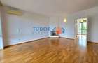 Elegant Multi-Level Home with 4 Bedrooms and Expansive Terraces in Green Lake - 8