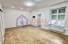 Apartament Ultracentral cu 2 camere complet renovat - de vânzare - 3