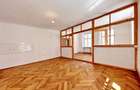 Apartament Spatios in casa, langa Biserica Neagra - 10