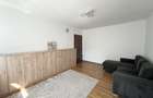 Apartment cu 3 camere, 50 mp utili, etaj 3 - zona Dambovita