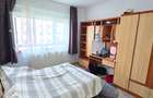 Inchiriez apartament 3 camere decomandat, CT, et. intermediar, 400 euro/luna - 2