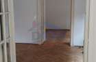 Proprietate interbelica in zona linistita, perfecta pentru investitie - 8