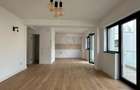 REA1019446 Apartament cu 3 camere singur pe etaj Polona - 1