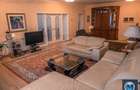 Vila cu 7 camere de vanzare in Baicoi, zona Vest, 360 mp #13205 - 4