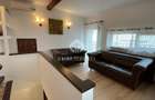 Vila 6 camere, suprafata utila 240 mp, curte - birouri / rezidential - Dorobanti - 13