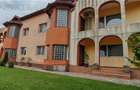 Vila 14+ camere 970mp, teren 1045mp, pt ninim 2 familii, mobilata/utilata, 2 gar - 6