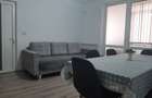 Vând apartament cu 3 camere situat în orașul Cugir - 5