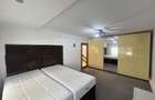 Apartament 3 camere, decomandate, Nord - 1