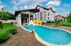 Casa de lux, 1000 mp teren, toate utilitatile, cartierul Cetate - 1