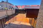 Navodari Vila  P+1+M  Living + 5 camere  86 mp etaj  Construita  in 2011 din bca - 2