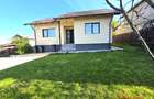 Proprietatea Breazu , teren 624mp, 2 case , beci , asfalt - 2