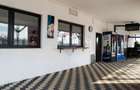 Vanzare casa cu restaurant, terasa si teren intravilan liber - Titu - 2