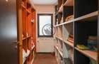 Pensiune la cheie de vanzare | 10 camere | Sacele, Brasov - 27