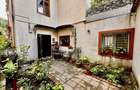 Inchiriez apartament tip studio cu centrala proprie, in spate la Patria - 8