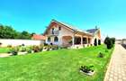 Casă / Vilă cu 4 camere de vânzare in Spataru, Buzau - 2
