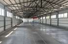 Hala industriala de inchiriat, trei usi de acces, langa centura