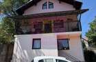 Casa de vanzare cu 4 camere in Comarnic - 5