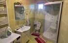 Casă spațioasă 6 camere, 2 băi, garaj spatios și terasă