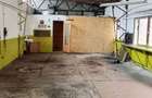 Proprietate cu 2 hale si casa la inchiriat,teren 1350mp - 11