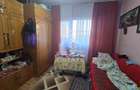Apartament de vanzare cu 3 camere, centrala proprie, etaj 3, Lipovei - 4