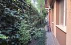Apartament 2 camere, transformat in 3 camere, parter - 20
