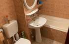 Proprietar închiriez apartament cu 3 camere în zona Lunei + boxa si garaj - 4