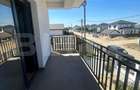 Vila de vanzare, 300 mp, teren 650 mp, zona Crevedia