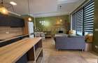Casă cu design modern, renovată, 3 camere – zonă centrală premium - 1