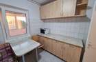 Apart 2 camere, decomandat, mobilat, utilat,zona centrala, etaj 3 - 6