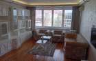 Apartament cu 3 camere de închiriat - 1