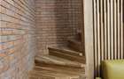Casa renovata 200mp pe 2 niveluriparcare curte cu foisorCentru zona str. Paris - 18