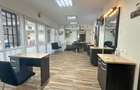Spațiu comercial 45 mp parter - 2 parcări - salon amenajat - 7