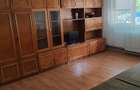 INCHIRIERE O CAMERA INTR-UN APARTAMENT DE 3 CAM  BERCENI- RESITA