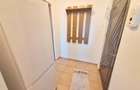 Apartament 2 semidecomandate, zona Milcov - 10