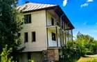 Complex imobiliar format din 2 Vile si un teren generos de 3659Mp - 3