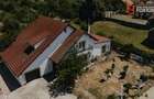 Casa individuala cu 8 camere si lac cu pesti, teren 4424 mp - Jebel - 2
