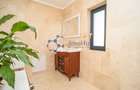 Casa exclusivista, Breazu, 244,4 mp, intabulata, toate utilitatile! - 19