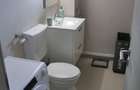 Tomis 3, apartament 3 camere decomandat, 2 bai, renovat, mobilat modern - 10
