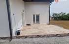 Casa individuala de vanzare cu 3 camere si teren de 710 mp - Izvin - 14
