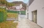 La poalele Tâmpei — vilă contemporană în Schei - 33